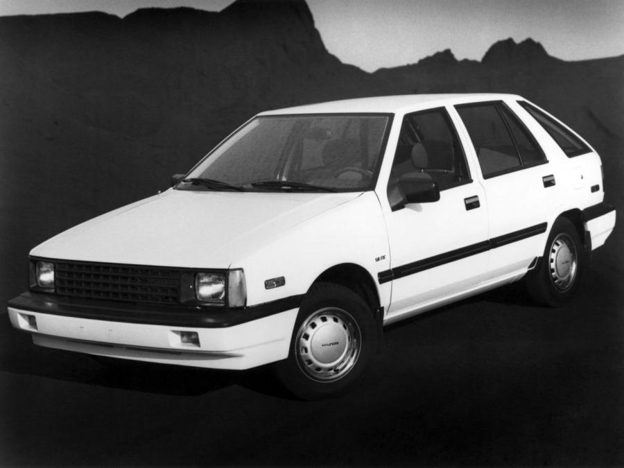  Hyundai Excel 5-Door 1985 года  (US) (фото 1 из 3)
